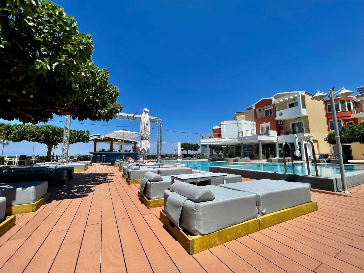 Heliotrope Hotels Мітіліні Екстер'єр фото