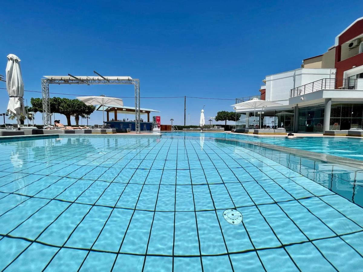 Heliotrope Hotels Мітіліні Екстер'єр фото